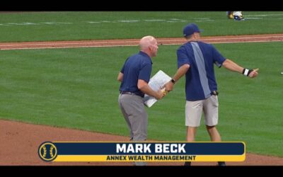 Milwaukee Brewers: Mark Beck Stealing Second